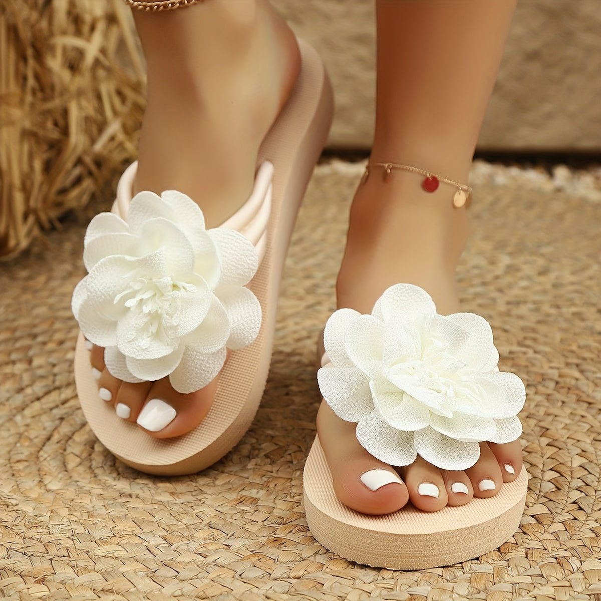 Women's Floral Flip-Flops - Comfortable Summer Beach Slides, Casual Open Toe Sandals with Soft Sole - For Women - Perfect for Summer Beach, Poolside & Casual Wear - Ideal Gift for Summer